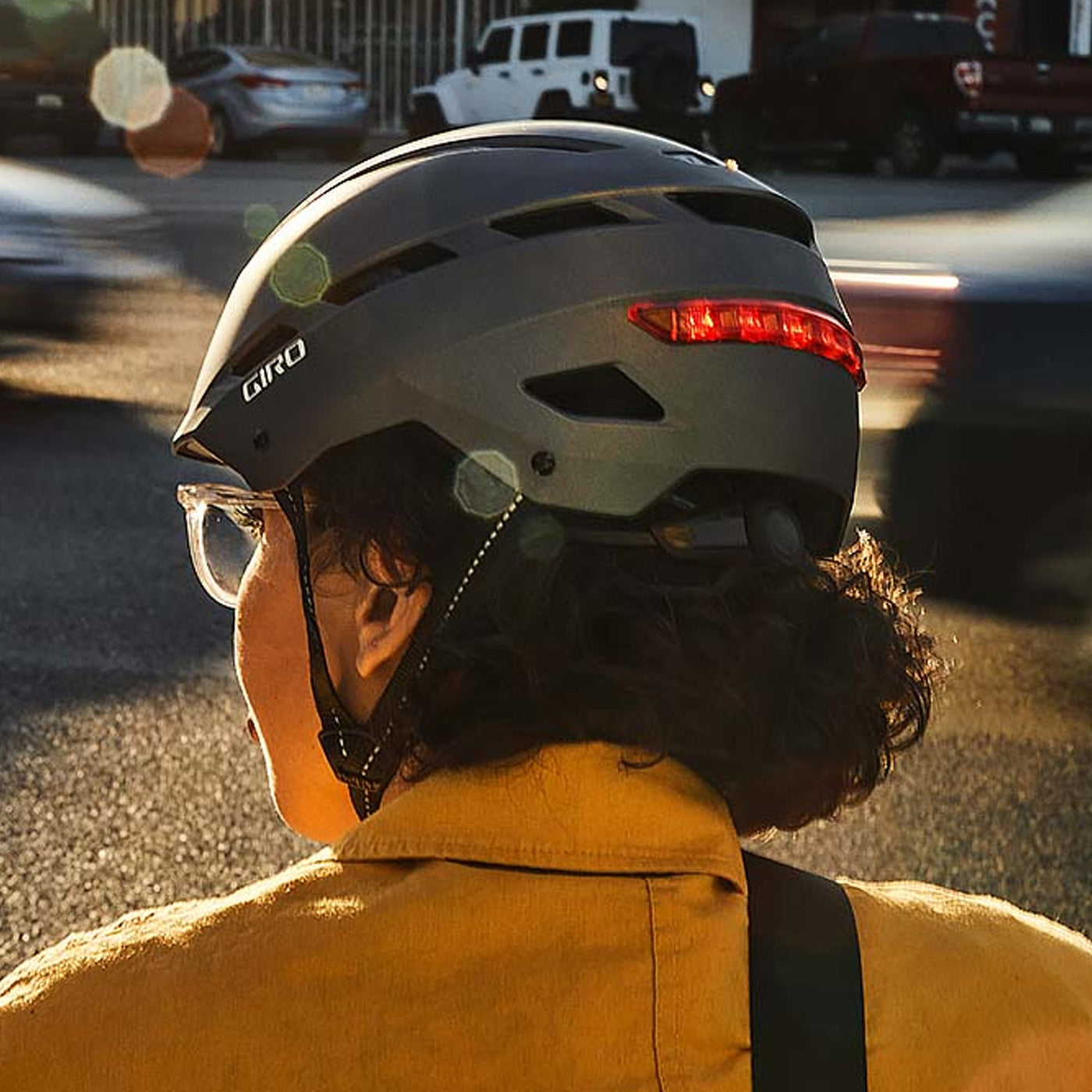 Giro Escape MIPS helmet - Grey